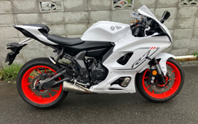 YAMAHA YZF-R7 2023 RM39J