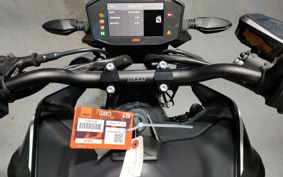 KTM 890 DUKE GP TU940