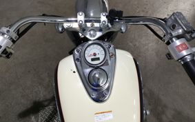 HONDA SHADOW 750 1997 RC44