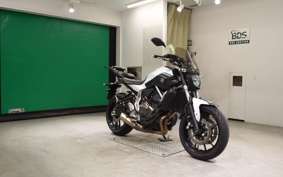 YAMAHA MT-07 2015 RM07J
