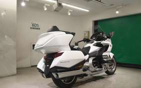 HONDA GL 1800 GOLD WING TOUR DCT 2023 SC79
