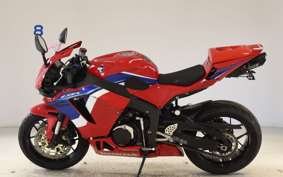 HONDA CBR600RR 2024 PC40