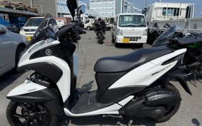 YAMAHA TRICITY 155 SG37J