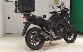 SUZUKI Vｽﾄﾛｰﾑ250 2017