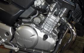 SUZUKI GSR250