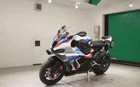 BMW M1000RR 2026