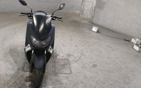 YAMAHA N-MAX 155 SG50J