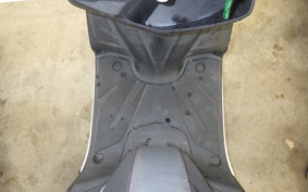 YAMAHA CYGNUS 125 XSR 2
