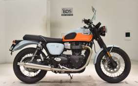 TRIUMPH BONNEVILLE T100 2022