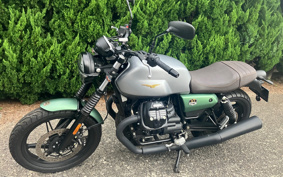 MOTO GUZZI MOTO GUZZI V7 STONE 2021 ZGUKZ