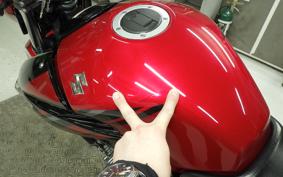 SUZUKI GSR250