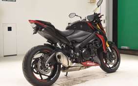 SUZUKI GSX-S 1000 2015