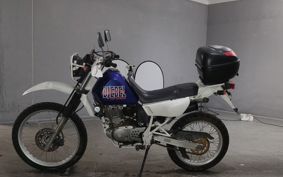 SUZUKI DJEBEL200 SH42A