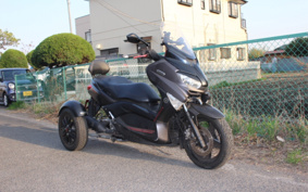 YAMAHA X-MAX 250 Trike SG25