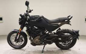 HUSQVARNA SVARTPILEN 401 2025