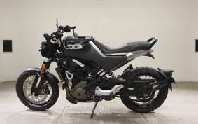 HUSQVARNA SVARTPILEN 401 2021
