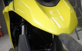 SUZUKI Vｽﾄﾛｰﾑ250A 2019