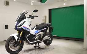 HONDA X-ADV 750 2026 RH21