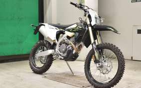 TRIUMPH TF450E 2026