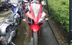 YAMAHA YZF-R125