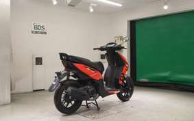 APRILIA SR125