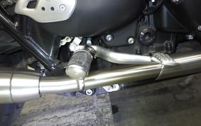 TRIUMPH STREET TWIN 2022