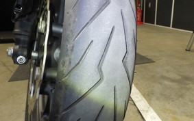 HONDA CB250R MC52