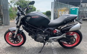 DUCATI MONSTAR 696 2015
