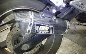 SUZUKI GSR250 2001