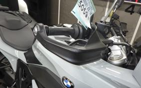 BMW S1000XR 2020