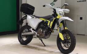 HUSQVARNA 701SM 2025