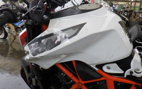 KTM 1290 SUPER DUKE R 2020
