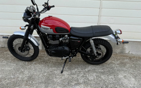 TRIUMPH BONNEVILLE 900 2015 TJ9157