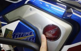 HONDA CRF1100L AFRICA TWIN DCT 2019 SD10