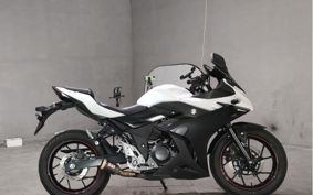 SUZUKI GSX250 R DN11A