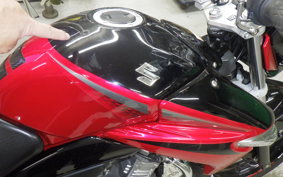 SUZUKI GSR250 2013
