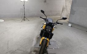 TRIUMPH TRIDENT 660 L21U41