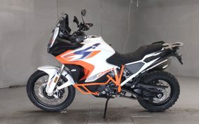 KTM 1290 SUPER ADVENTURE R V5940