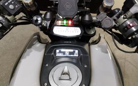 DUCATI DIAVEL 2012 G100AB