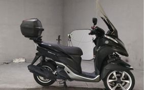 YAMAHA TRICITY 125 SE82J