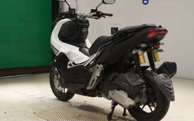 HONDA ADV150