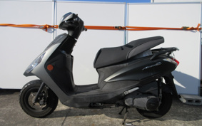 YAMAHA  AXIS Z