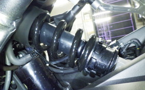HONDA CB650R E-Clutch 2025 RH17