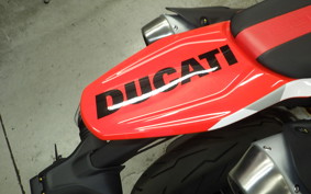 DUCATI HYPERMOTARD 698 2025
