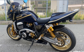 KAWASAKI ZRX1200 DAEG 2019 ZRT20D
