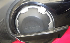 HONDA NM4 VULTUS -02 2016 RC82