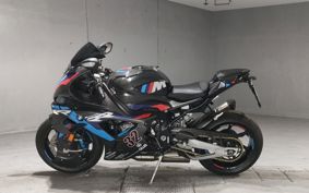 BMW M1000RR 2024 0P01