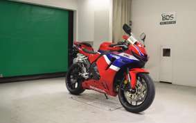 HONDA CBR600RR 2025 PC40