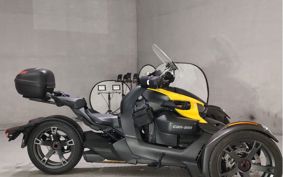 BRP CAN-AM RAI CAR 900 2FE