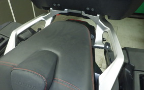 HONDA X-ADV 750 2024 RH21